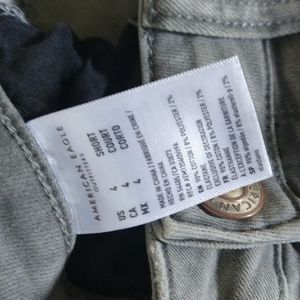 America Eagle size 4 next level stretch distressed jeans